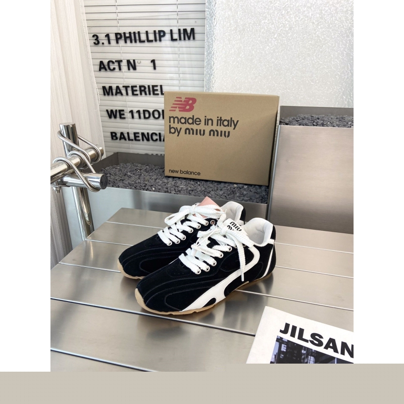Miu Miu Casual Shoes